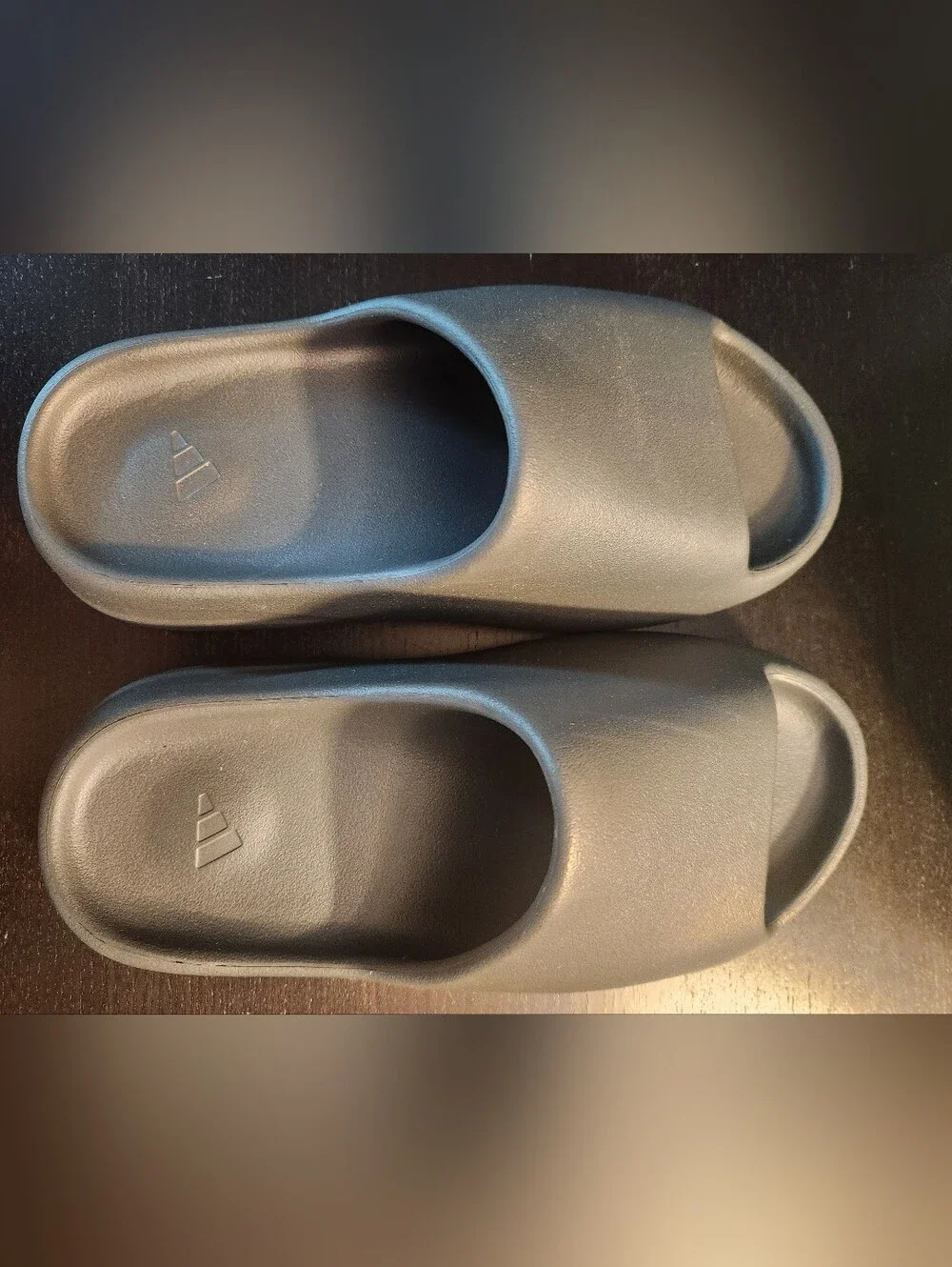Men's YZY Slide Sandals in Dark Gray/Granite - Comfort Footwear. New With Tags